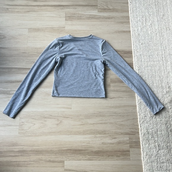 GRAY long sleeve Bourne shirt (color no longer available) - Picture 4 of 4